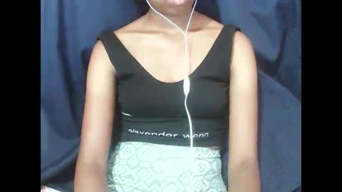 Snapshot of joliekah27 chatting on 02.25.26 joliekah27 online show from 02.25.26