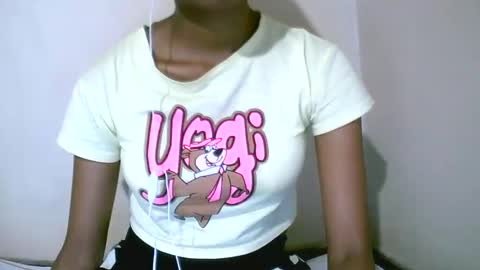 joliekah27 online show from 04.14.26