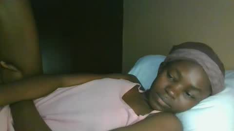 jollynabeb online show from 11.18.25