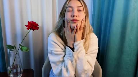 Viola online show from 09.10.25