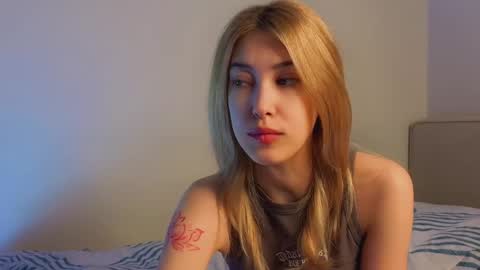 Viola online show from 11.27.25