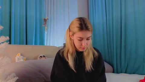 Viola online show from 12.19.25