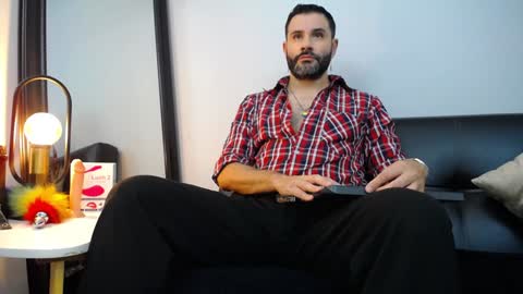 Snapshot of jonas_beard1 chatting on 01.27.25 JONAS BEARD online show from 01.27.25