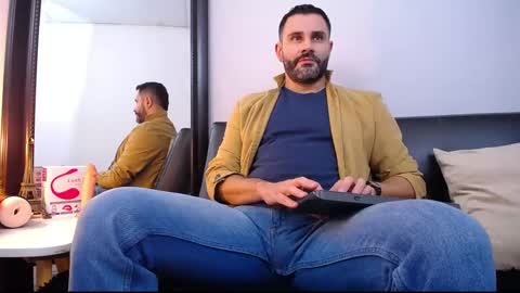 Snapshot of jonas_beard1 chatting on 02.21.25 JONAS BEARD online show from 02.21.25