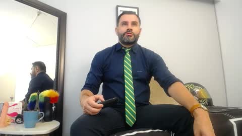 Snapshot of jonas_beard1 chatting on 11.06.25 JONAS BEARD online show from 11.06.25