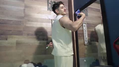 Snapshot of jonathancast08 chatting on 11.05.25 jonathancast08 online show from 11.05.25