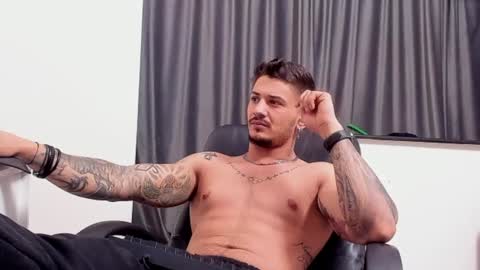 jonnyporn1 online show from 01.19.25