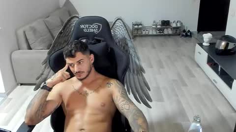 jonnyporn1 online show from 09.17.25