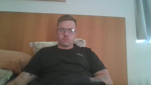 jonoy1995 online show from 02.26.25