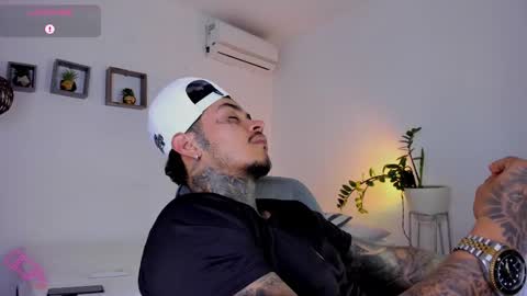 Snapshot of jordansmiith_ chatting on 02.12.25 Jordan Smith online show from 02.12.25