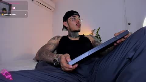 Snapshot of jordansmiith_ chatting on 02.20.25 Jordan Smith online show from 02.20.25