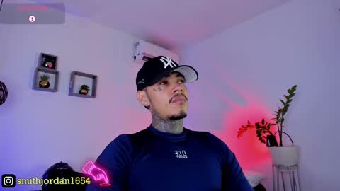 Snapshot of jordansmiith_ chatting on 03.10.25 Jordan Smith online show from 03.10.25