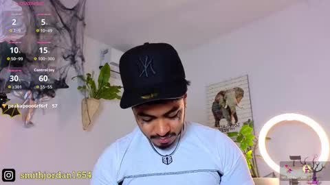 Snapshot of jordansmiith_ chatting on 10.23.25 Jordan Smith online show from 10.23.25