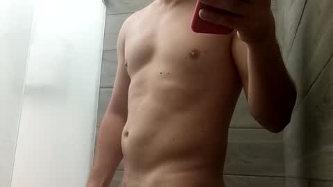 Snapshot of jorgelatino1919 chatting on 12.22.25 jorgelatino1919 online show from 12.22.25