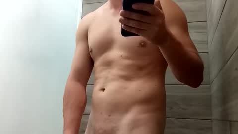 Snapshot of jorgelatino1919 chatting on 03.01.26 jorgelatino1919 online show from 03.01.26