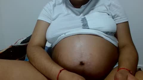 Snapshot of jose_ruiz1 chatting on 02.24.25 jose y carolina online show from 02.24.25