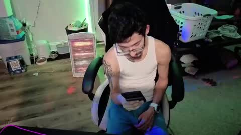 Josef online show from 04.12.26