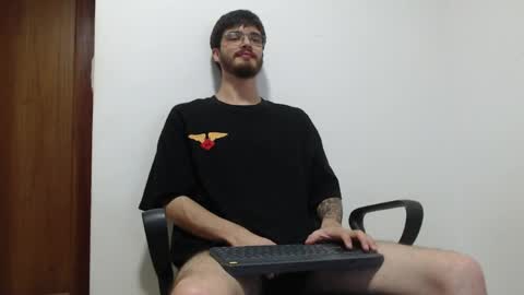 Snapshot of joseh0se chatting on 04.18.26 alejandro online show from 04.18.26
