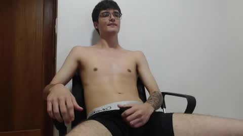 Snapshot of joseh0se chatting on 04.28.26 alejandro online show from 04.28.26