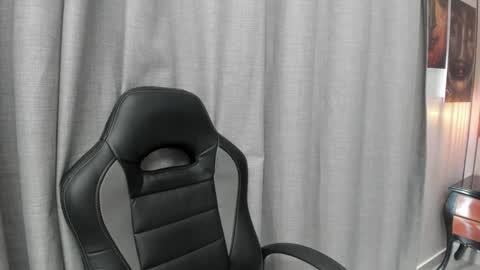 Snapshot of joselyn_sexy_ chatting on 12.24.24 Katalina online show from 12.24.24