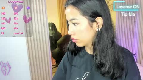 Snapshot of joselyn_tay chatting on 06.04.26 Joselyn online show from 06.04.26