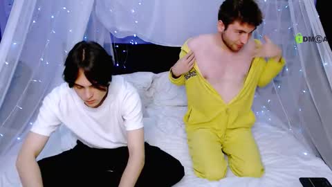 Snapshot of joseph_bear_ chatting on 09.17.25 joseph_bear_ online show from 09.17.25