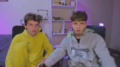 Snapshot of joseph_bear_ chatting on 10.11.25 joseph_bear_ online show from 10.11.25