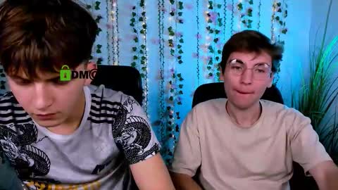 Snapshot of joseph_bear_ chatting on 10.12.25 joseph_bear_ online show from 10.12.25