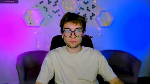 Snapshot of joseph_bear_ chatting on 11.06.25 joseph_bear_ online show from 11.06.25