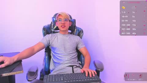 Snapshot of joseph_brown_ chatting on 01.03.25 JOSEPH BROWN online show from 01.03.25