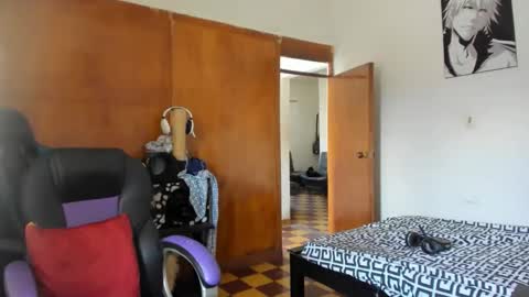 Snapshot of joseph_god chatting on 11.18.25 MR OAK online show from 11.18.25