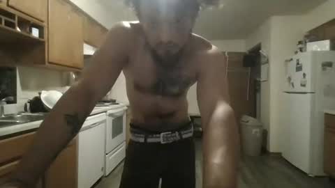 Snapshot of josephung1 chatting on 12.23.24 sissy josphine online show from 12.23.24