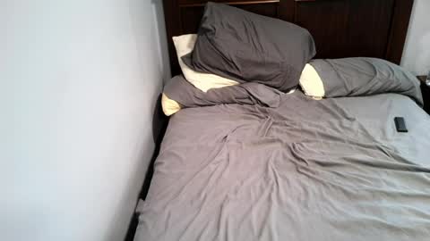 joshhawes online show from 04.04.26