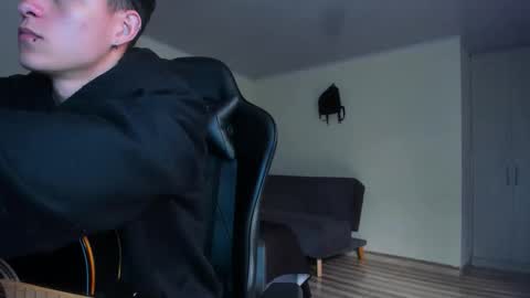 Snapshot of joshmiller_ chatting on 11.28.25 Josh online show from 11.28.25