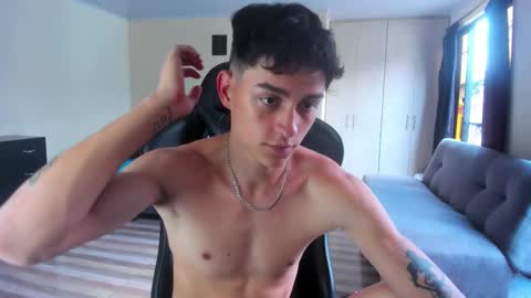 Snapshot of joshmiller_ chatting on 02.12.26 Josh online show from 02.12.26