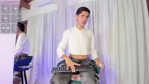 Snapshot of joshua_sanz chatting on 10.17.25 Joshua Sanz online show from 10.17.25