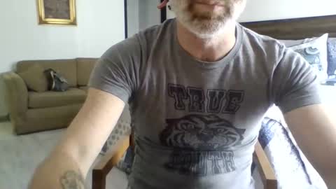 Snapshot of joshuable347627 chatting on 05.24.26 Newbie - Tips appreciated online show from 05.24.26