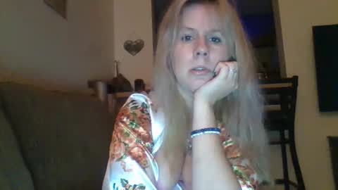 Lana Caruso online show from 11.03.25
