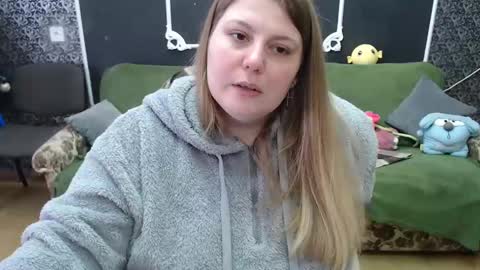 josiesun771 online show from 02.24.25