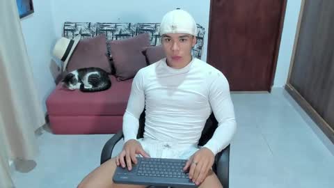 Im Jouliano online show from 09.18.25