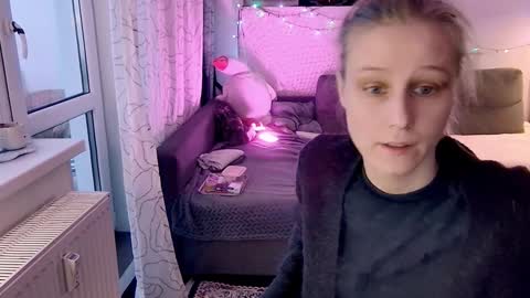 Snapshot of joy_keys chatting on 02.08.25 joy_keys online show from 02.08.25