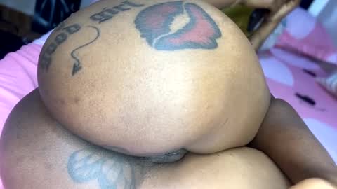 Butterflyass online show from 01.23.25