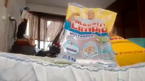 Snapshot of jperezoficcial chatting on 11.20.25 J Prez Official online show from 11.20.25