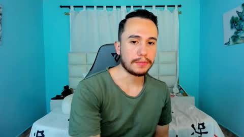 Snapshot of juan__jimenez chatting on 12.20.25 Juan online show from 12.20.25