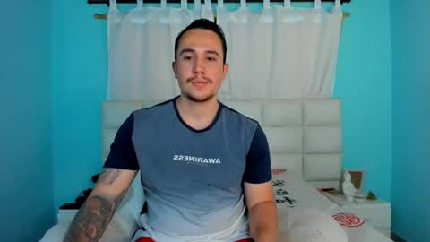 Snapshot of juan__jimenez chatting on 03.12.26 Juan online show from 03.12.26