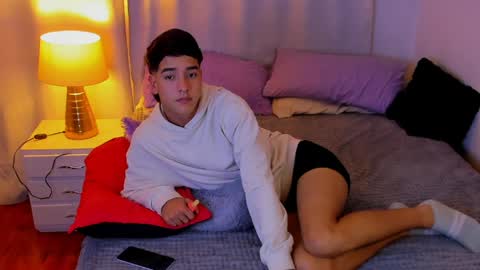 juan_one1 online show from 03.31.26