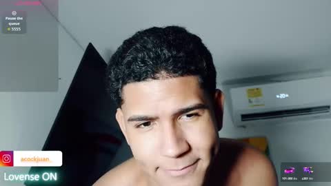 Snapshot of juanacock_2 chatting on 10.11.25 Juan online show from 10.11.25