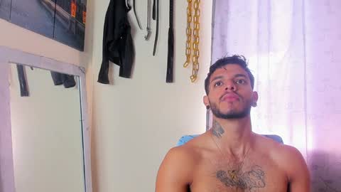 Juan Esteban online show from 12.14.24