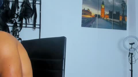 Juan Esteban online show from 10.23.25