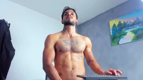 Juan Esteban online show from 04.10.26